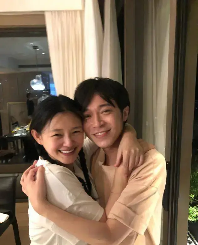 吴青峰发文怀念大S