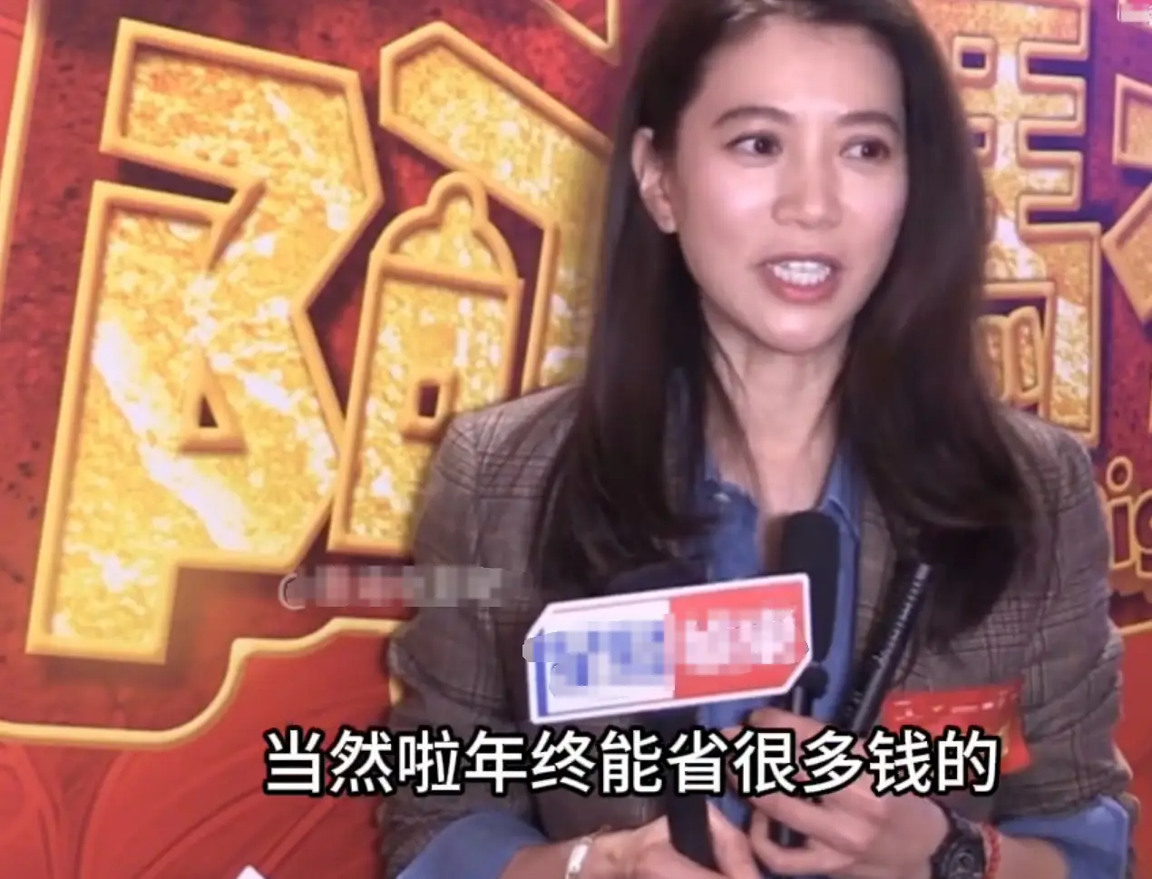 袁咏仪回应经常素颜的原因